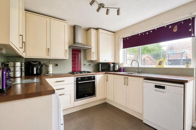 Fitted Kitchen