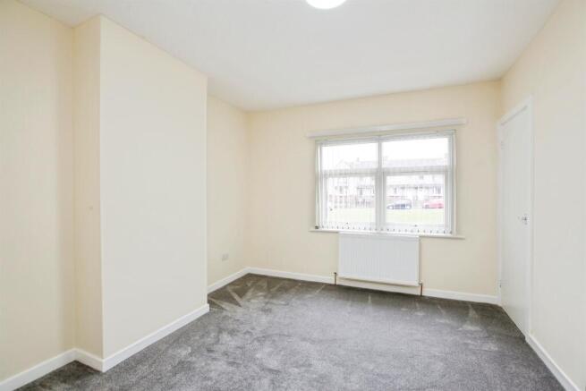 2 bed Terraced for sale Image 6