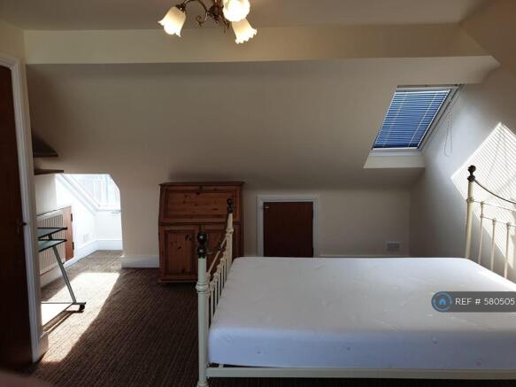 Large Bedroom Nr 2