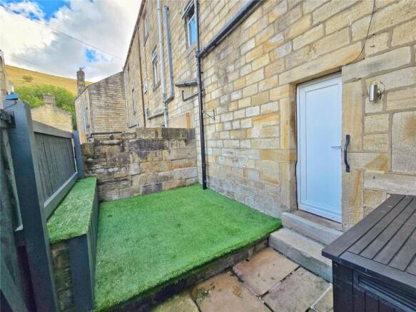 Rear Patio Yard
