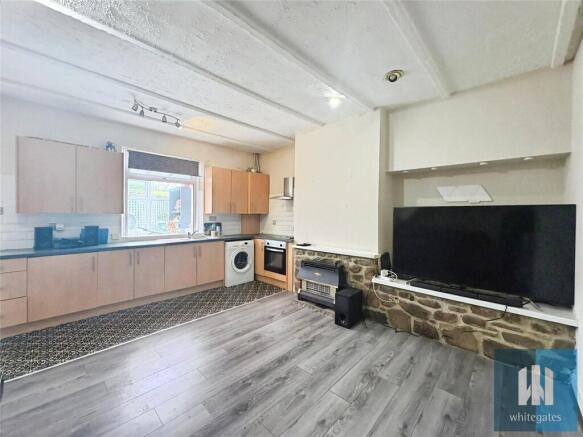 3 bed Terraced for sale Image 12