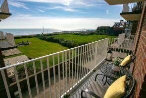 16, Chelsea Court, South Road, Hythe CT21 6AH
