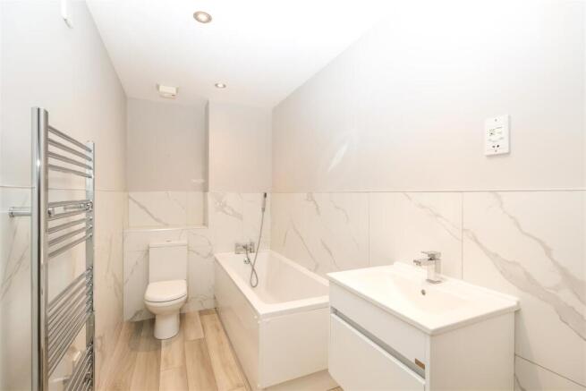 2 bed Apartment for sale Image 7