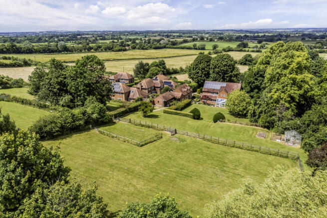 73798thepinkhousepyelane59low