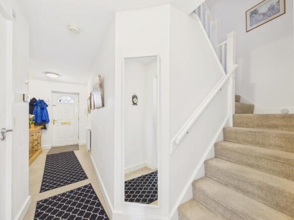 3 bed Semi-Detached for sale Image 4