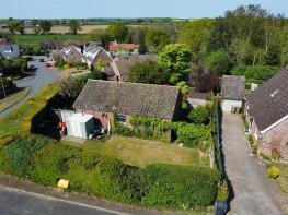 1, Plattens Close, Corpusty NR11 6PP