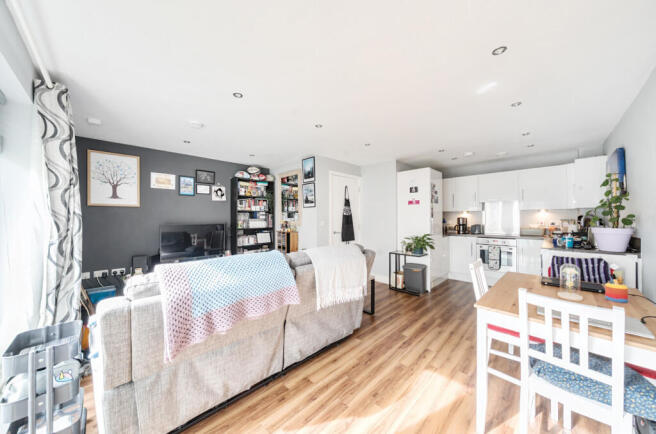 Lounge / Kitchen Din