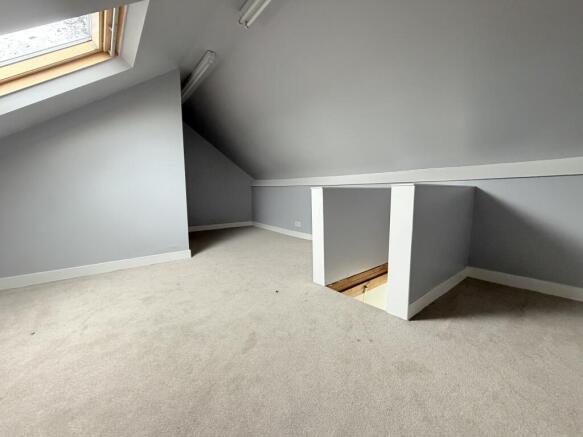 3 bed Terraced to rent Image 10