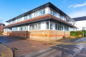 Flat 1, 4a Avenue Court, Victoria Avenue, Camberley GU15 3FT