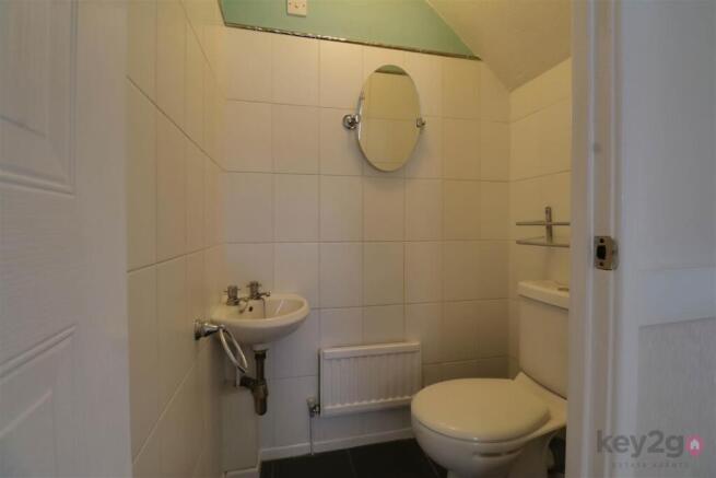 4 bed Detached for sale Image 10