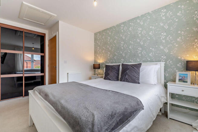 3 bed Semi-Detached for sale Image 9