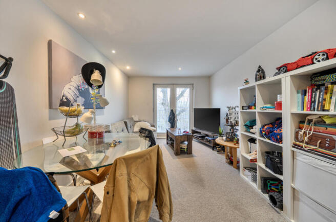 1416153-7-6995d20...