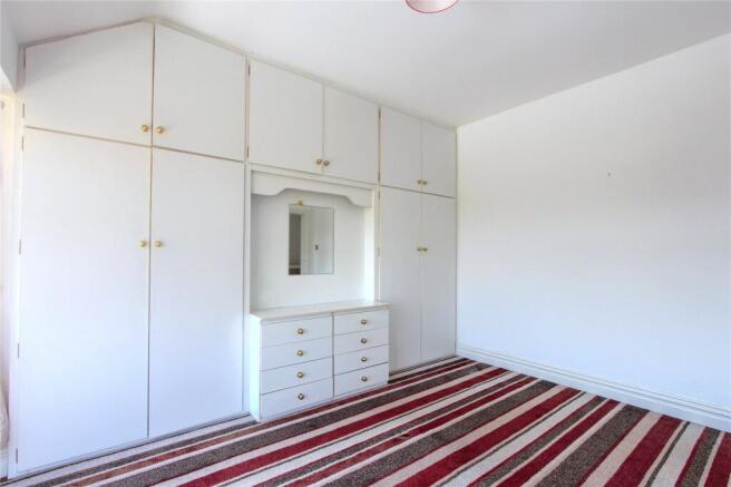 3 bed Terraced for sale Image 11