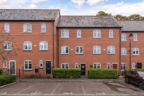 Trevore Drive, Standish, Wigan, WN1 2TT