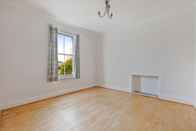 11 Sittig Room 19 Coombe Road