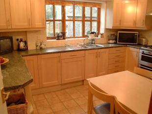 Fitted kitchen