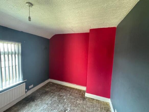 3 bed Semi-Detached to rent Image 8