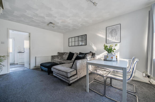 1369680-13-68f0da...