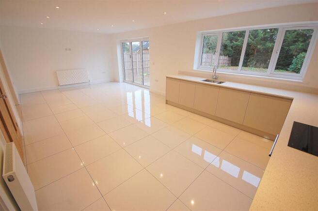 Kitchen/diner/family Room C