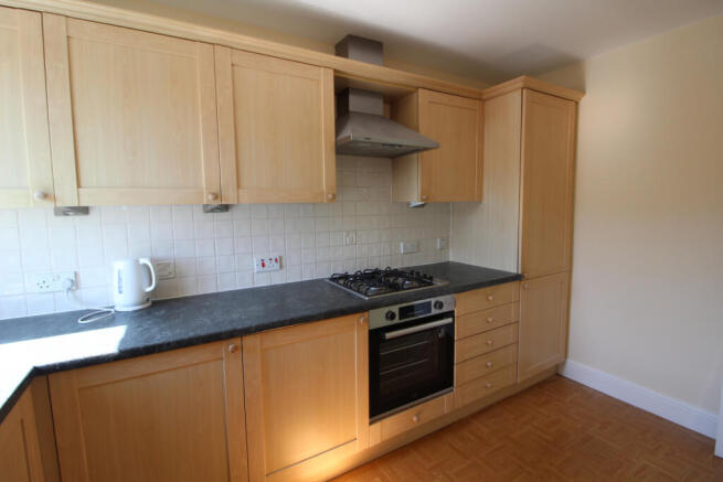 2 bed Flat to rent Image 5