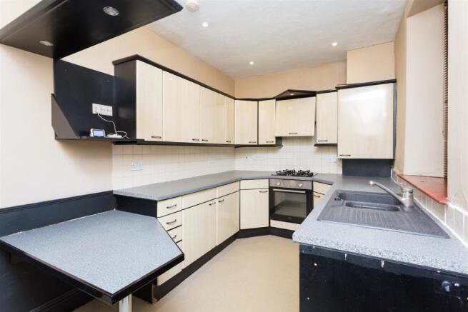 KITCHEN a.jpg
