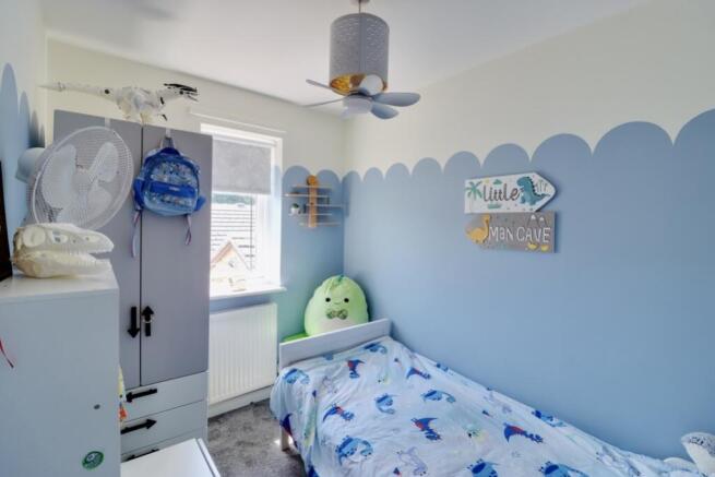 3 bed Semi-Detached for sale Image 11