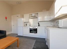 Flat 3/2, 218, Great Western Road, Glasgow G4 9EJ
