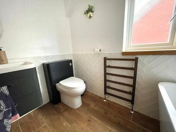 Photo 28