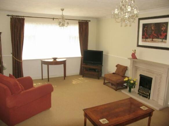 Lounge Photo 2