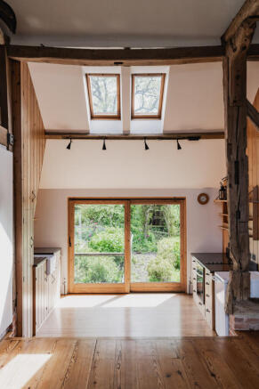 209297 - Moat House-76.jpg