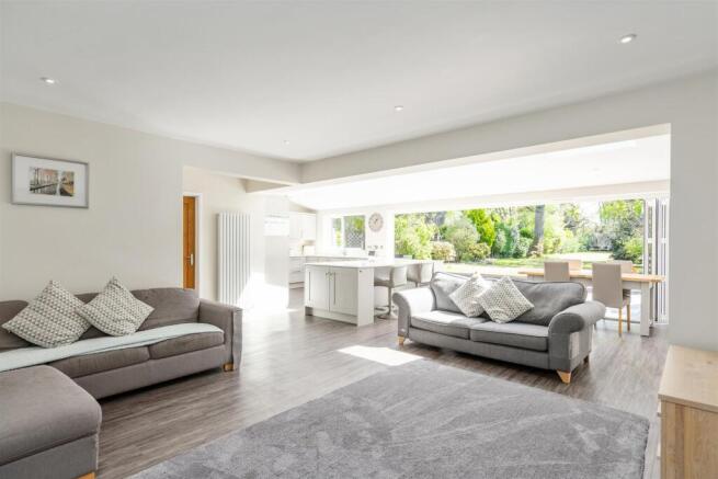 66 Aylesbury Road_4.jpg