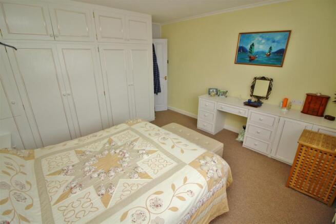 20 Bed 1.JPG