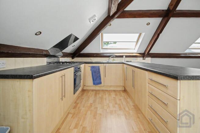 2 bed Flat for sale Image 7