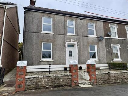 Waterloo Terrace, Capel Hendre, Ammanford