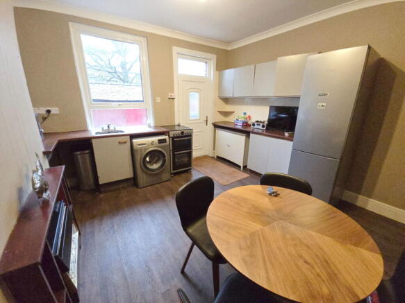 3 bed Terraced for sale Image 5