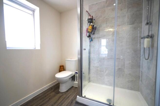2 bed Flat for sale Image 12