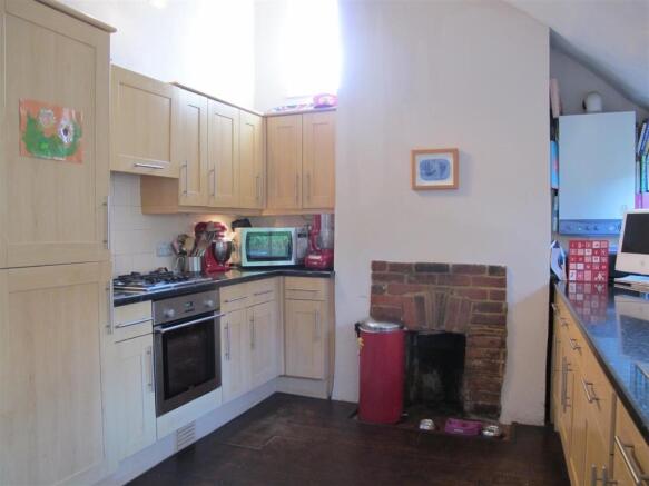 Kitchen.JPG