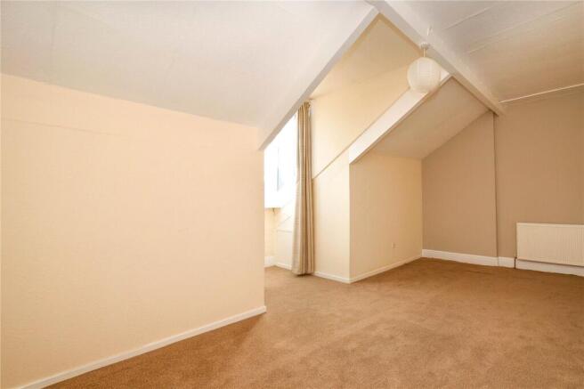 2 bed Flat to rent Image 8