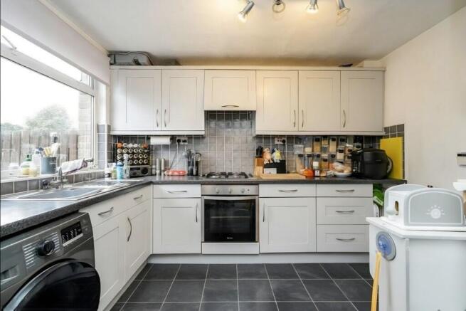 3 bed End of Terrace for sale Image 4