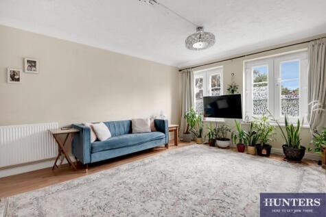 Dover Close, Cricklewood, London, NW2