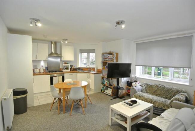 Lounge Kitchen new.JPG