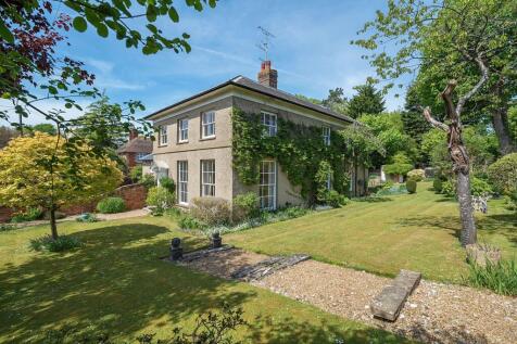 4 bed detached - The Drive, Craigweil, PO21 image 24