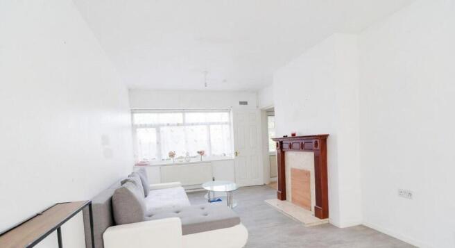 4 Brierley Street, Smallthorne, Smallthorne, Stoke-On-Trent, Staffordshire ST6 1LB photo 2