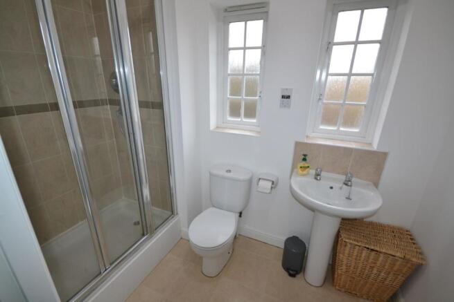 EN SUITE