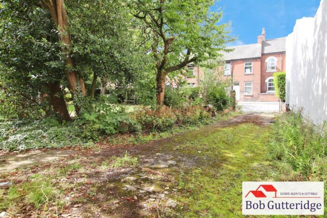 OFF ROAD PARKING & DETACHED BRICK GARAGE