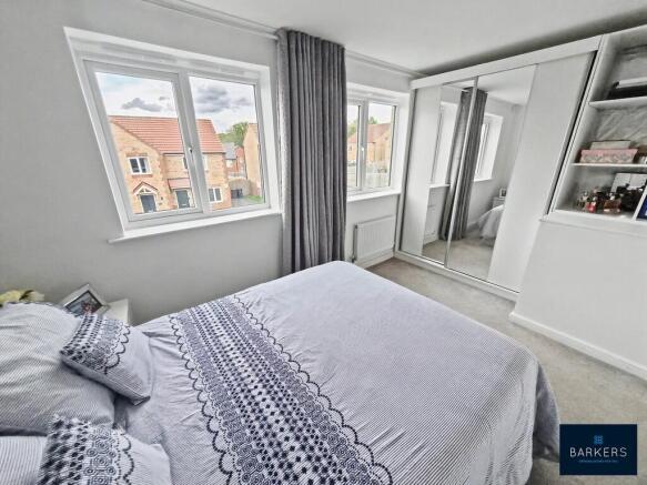 3 bed Semi-Detached for sale Image 11