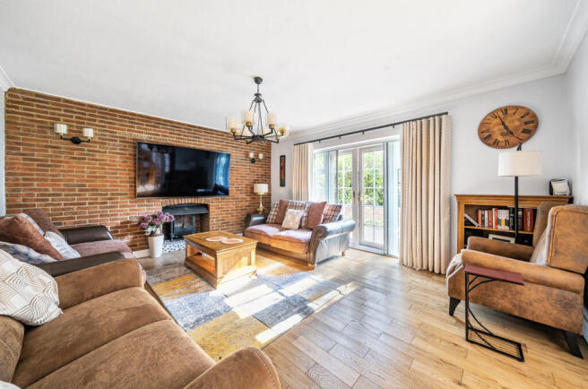 12-68237a8fde8e6-...