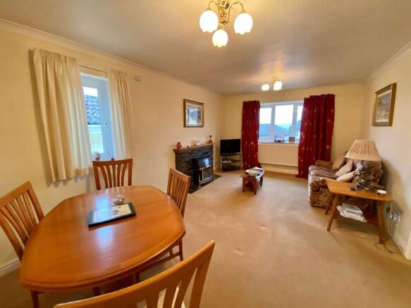 Lounge Dining Room