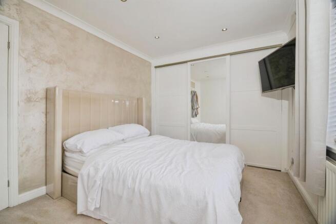 3 bed End of Terrace for sale Image 9
