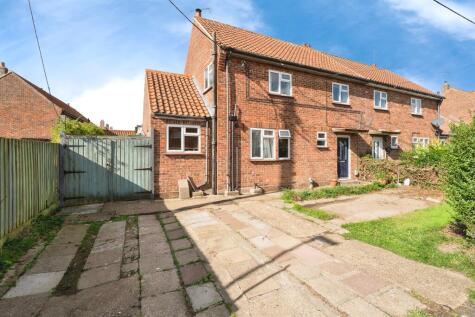 Coronation Road, Holt